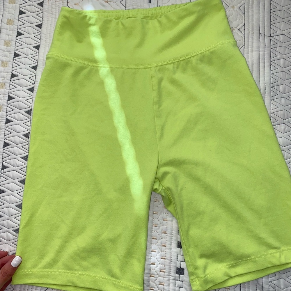 Set of 2 shorts: Neon Biker Shorts & Cheetah-Print Biker